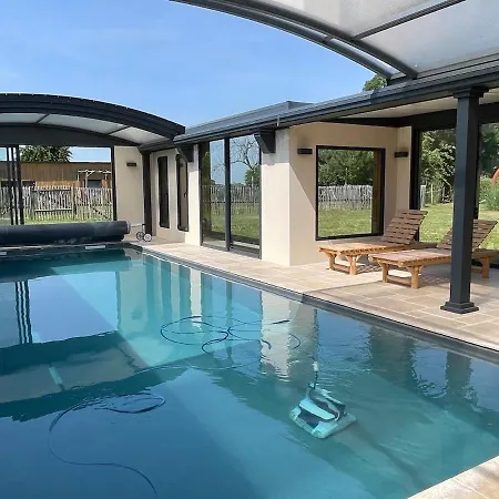 Nyaraló 3s For 8 People Indoor-outdoor Pool, Sauna And Farm